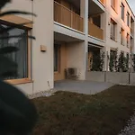 S Virivkou V Parku So Zahradou A Garazovym Parkovanim Apartman *