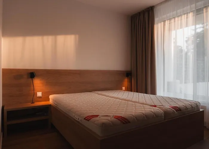 דירה Apartman S Virivkou V Parku So Zahradou A Garazovym Parkovanim *